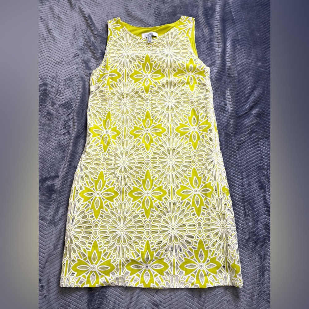 Belle Badgley Mischka Lime Green White Floral Overlay‎ Sleeveless Dress US 8